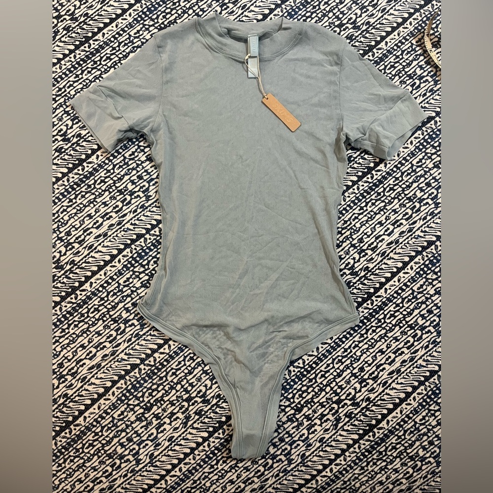 SKIMS Summer Mesh T-Shirt Bodysuit in Sky- Size Large